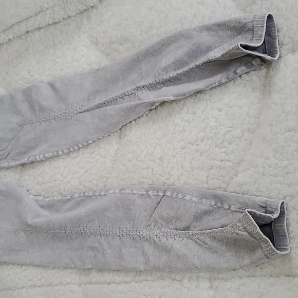 17. Free People Good Karma Leggings Ice Grey - Picture 6 of 17